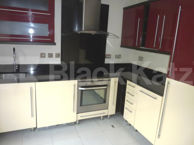 			NEW INSTRUCTION!, 3 Bedroom, 1 bath, 1 reception Flat			 Shirland Road, MAIDA VALE